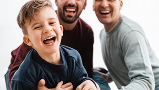 how much do foster carers get paid