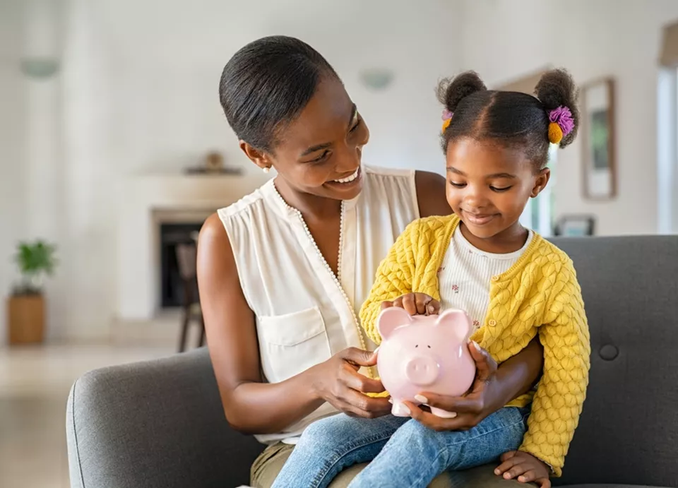 Do foster parents have to pay National Insurance